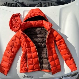 Micheal Kors Package Down Fill jacket (size S). No rips or tares.
